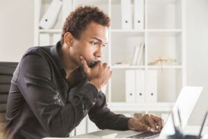 Mehr über den Artikel erfahren Betriebsausgabenpauschale: Schriftsteller