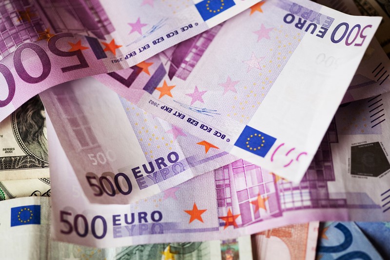 Sie betrachten gerade Steuerfreies Trinkgeld: Die Höhe ist entscheidend