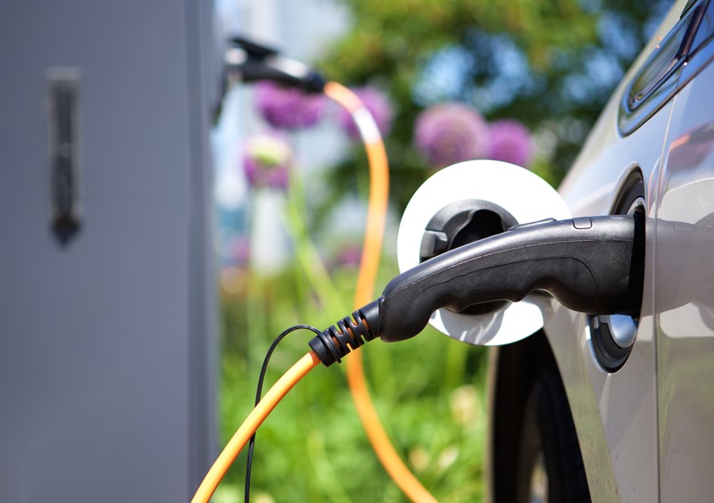 Mehr über den Artikel erfahren Elektrofahrzeuge: Geringerer Wert bei der privaten Nutzung