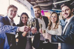 Mehr über den Artikel erfahren Betriebsveranstaltungen: Lohnsteuerpauschalierung