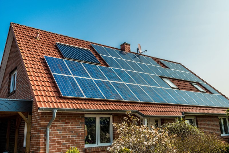 Mehr über den Artikel erfahren Photovoltaikanlage: Fehlende Absicht, Einkünfte zu erzielen