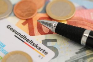Mehr über den Artikel erfahren Arbeitsunfähigkeit: Neues beim eAU-Verfahren ab 1.1.2025
