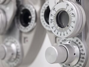 Mehr über den Artikel erfahren Augenärzte: Besonderheiten beim Verkauf von Kontaktlinsen