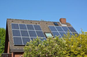 Mehr über den Artikel erfahren Handwerkerleistungen bei Photovoltaikanlagen