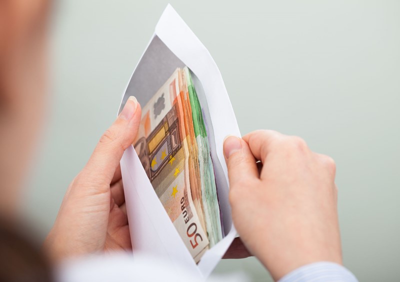 Mehr über den Artikel erfahren Trickbetrug: Schaden ist keine außergewöhnliche Belastung