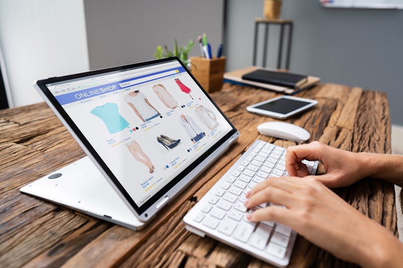 Sie betrachten gerade Verkäufe über eBay und andere Online-Handelsplattformen